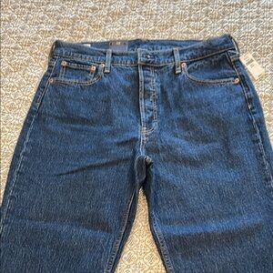 GAP Blue High Rise Jeans with Classic Straight-Leg NWT